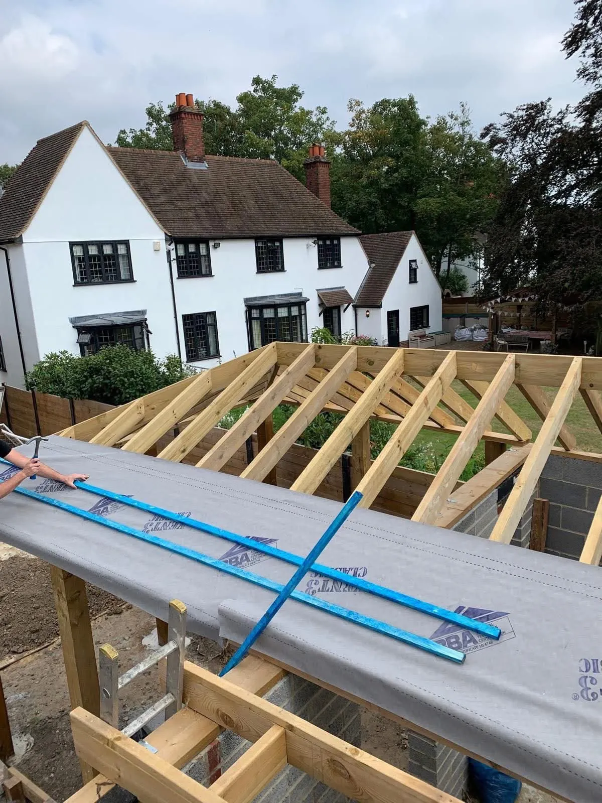 New roofs & roof replacement